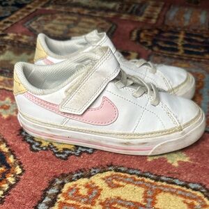 Pink Nike Court Legacy toddler